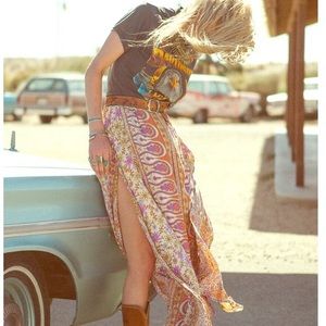 🌼SOLD 🌼Spell Boho Blossom Saffron Split Skirt XS